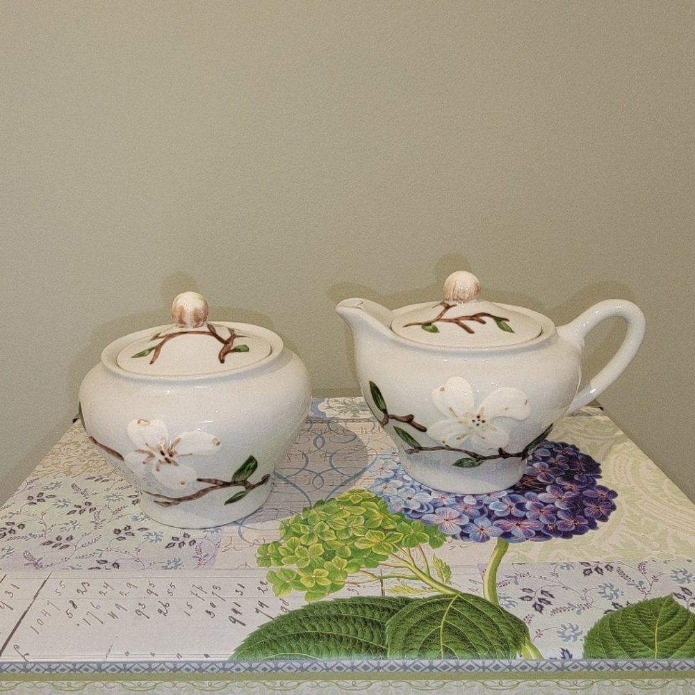 Vintage Orchard Ware Dogwood Pattern Creamer and Sugar Bowl